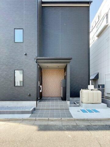 ��ʌ��������܎s��΋���q�S���ڂ̃A�p�[�g�̃G���g�����X