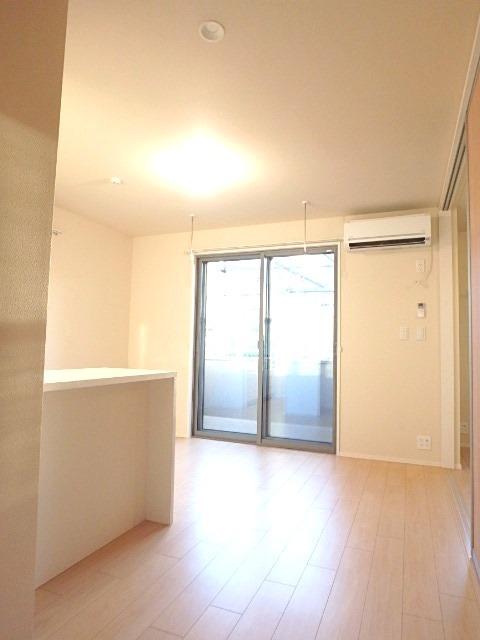 ��ʌ��������܎s��{��k�ܒ��P���ڂ̃}���V�����̋����E���r���O