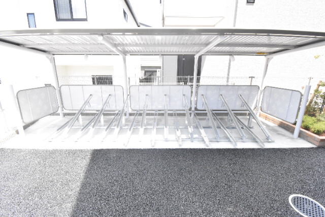 ��ʌ��������܎s���搼��{�P���ڂ̃A�p�[�g�̂��̑�