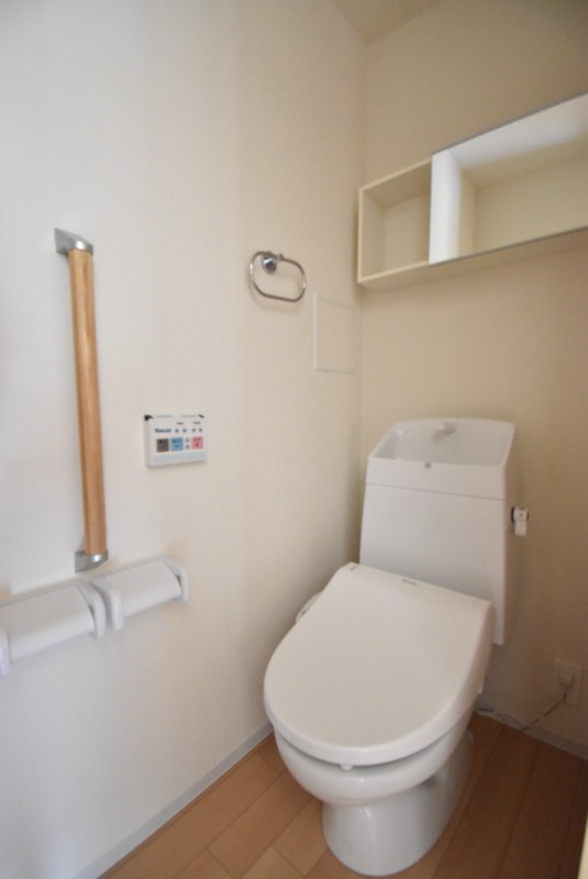 ��ʌ�����s�厚�����̃A�p�[�g�̃g�C��