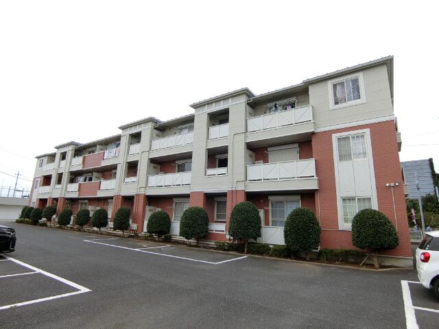 ��ʌ��@�c�s�厚�쓇766-1�̃A�p�[�g�̌����O��