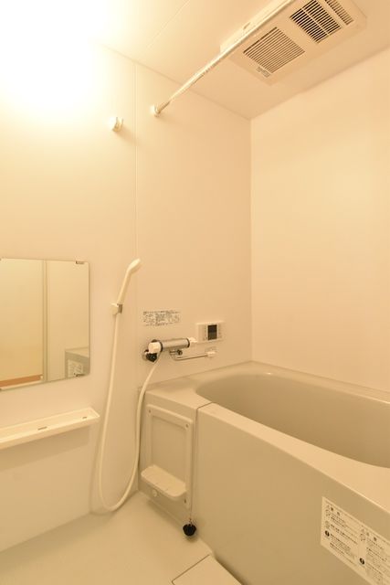 ��ʌ��������܎s��{��x�̓����R���ڂ̃A�p�[�g�̃o�X