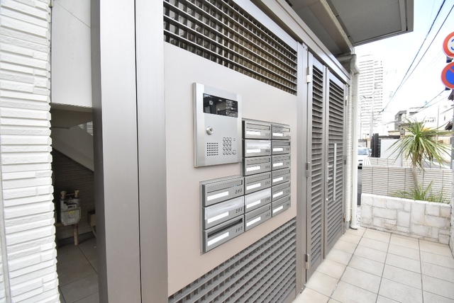 ��ʌ��������܎s�����扺�����S���ڂ̃A�p�[�g�̃G���g�����X