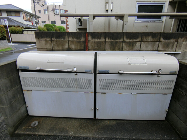 ��ʌ��������܎s��{��V�����P���ڂ̃A�p�[�g�̂��̑�