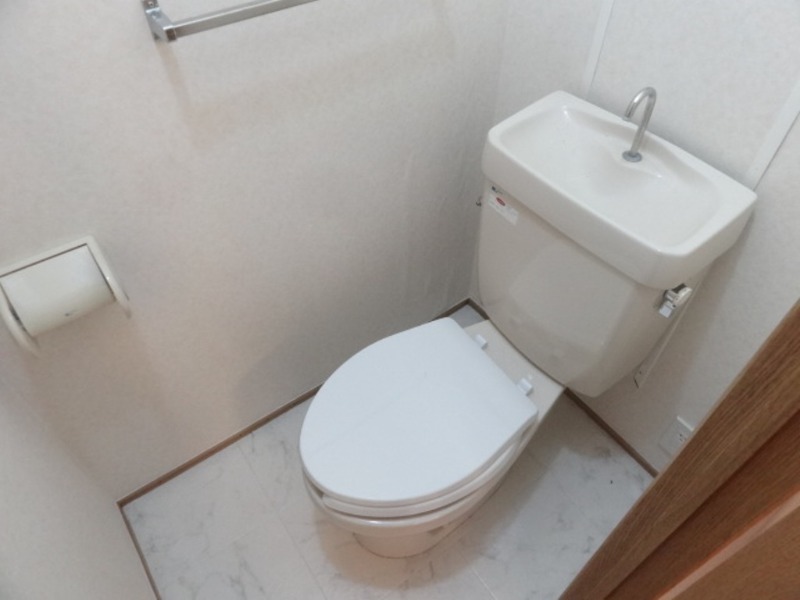 ��ʌ��������܎s��{��O���P���ڂ̃A�p�[�g�̃g�C��