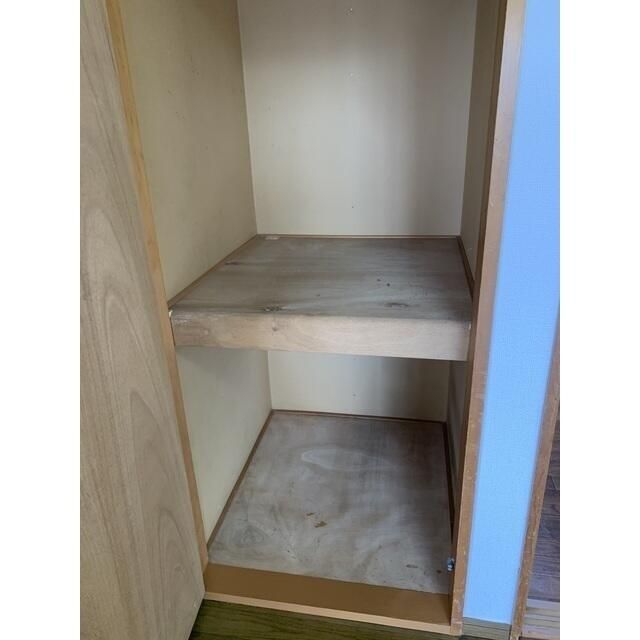 ��ʌ�����s�̉ƂQ���ڂ̃A�p�[�g�̎��[