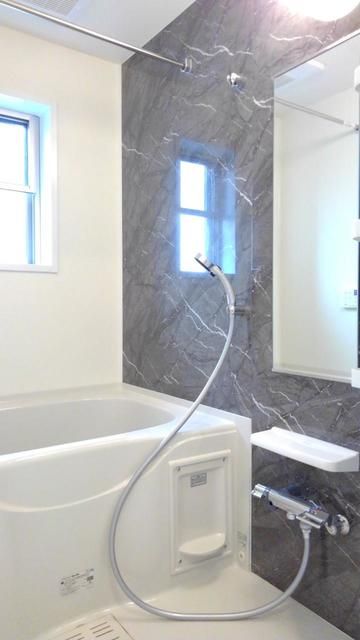 ��ʌ��������܎s��΋�������Q���ڂ̃A�p�[�g�̃o�X