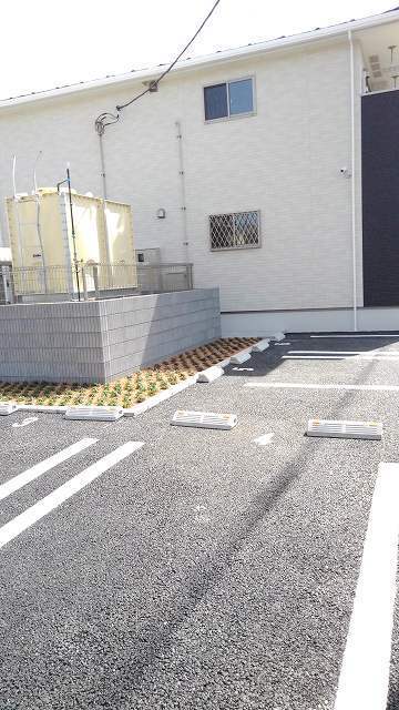 ��ʌ��������܎s��΋�厚��΂̃A�p�[�g�̒��ԏ�