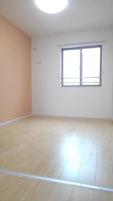 ��ʌ��������܎s��΋�������Q���ڂ̃A�p�[�g�̂��̑������E�X�y�[�X