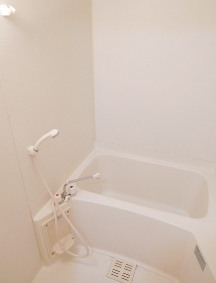 ��ʌ��������܎s��{��听���P���ڂ̃A�p�[�g�̃o�X