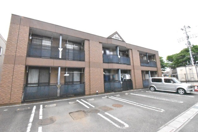 ��ʌ�����s�厚���s����791-8�̃A�p�[�g�̌����O��