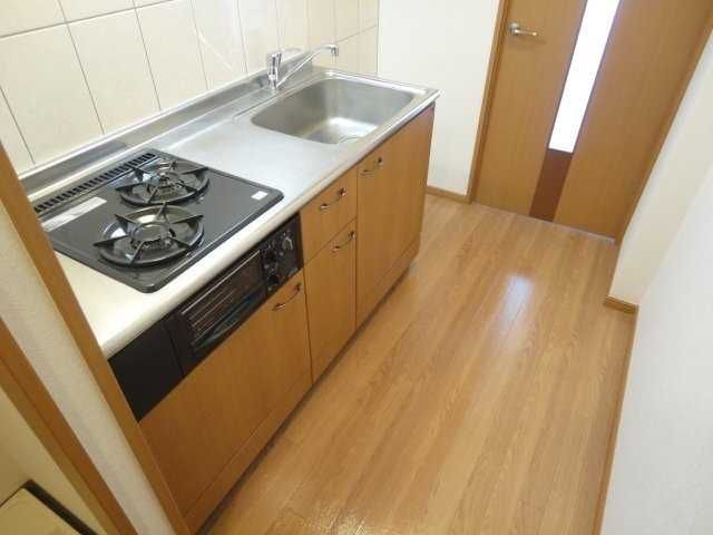 ��ʌ�����s�厚���s���т̃A�p�[�g�̃L�b�`��