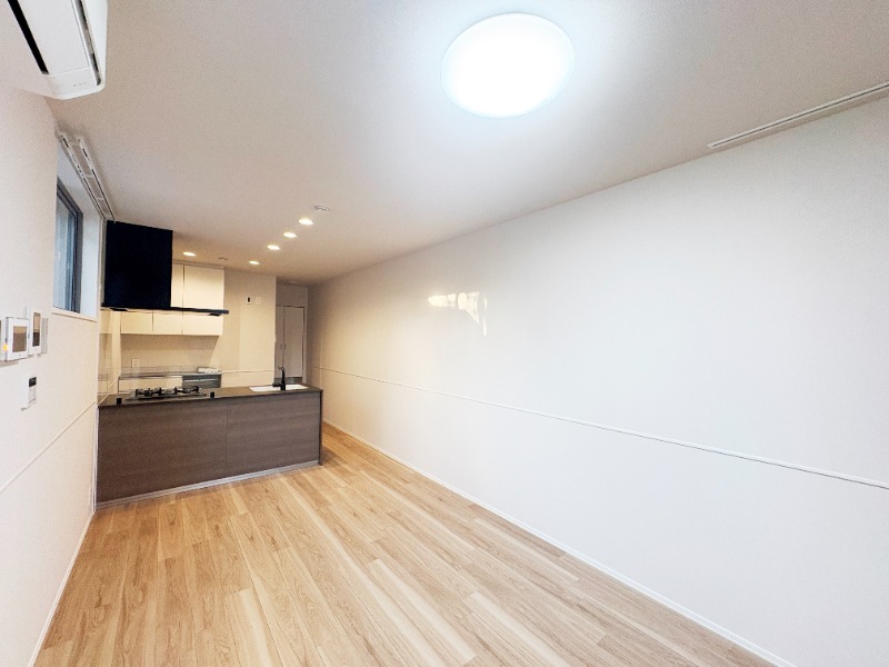 ��ʌ�����s���Q���ڂ̃}���V�����̋��ԁE���r���O