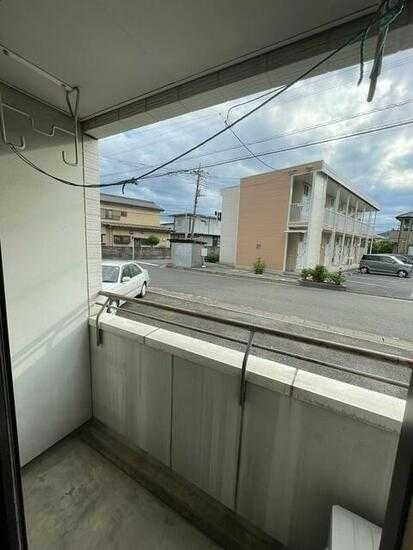 ��ʌ��������܎s��΋擌��΂U���ڂ̃A�p�[�g�̃o���R�j�[