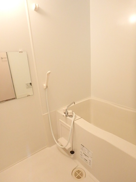 ��ʌ��������܎s����厚���V�n�̃A�p�[�g�̃o�X