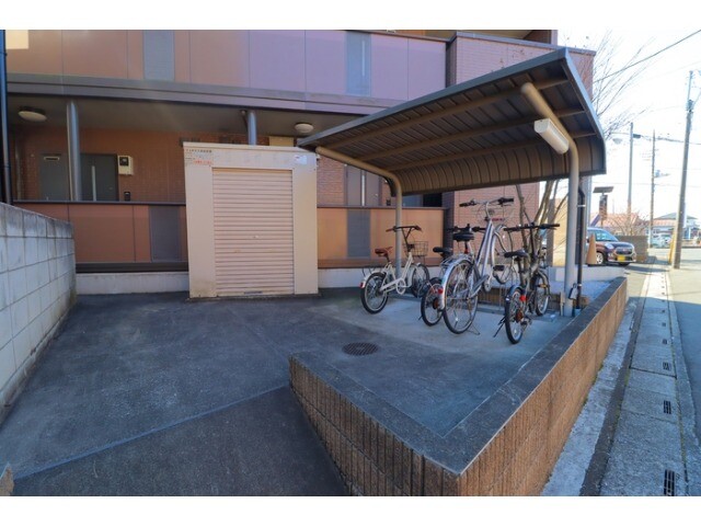 ��ʌ��������܎s����厚���V�n�̃A�p�[�g�̂��̑�