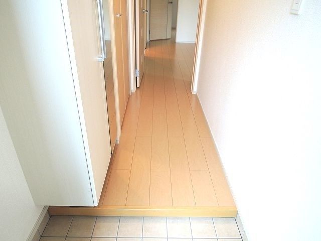 ��ʌ��������܎s����厚���m��̃A�p�[�g�̌���