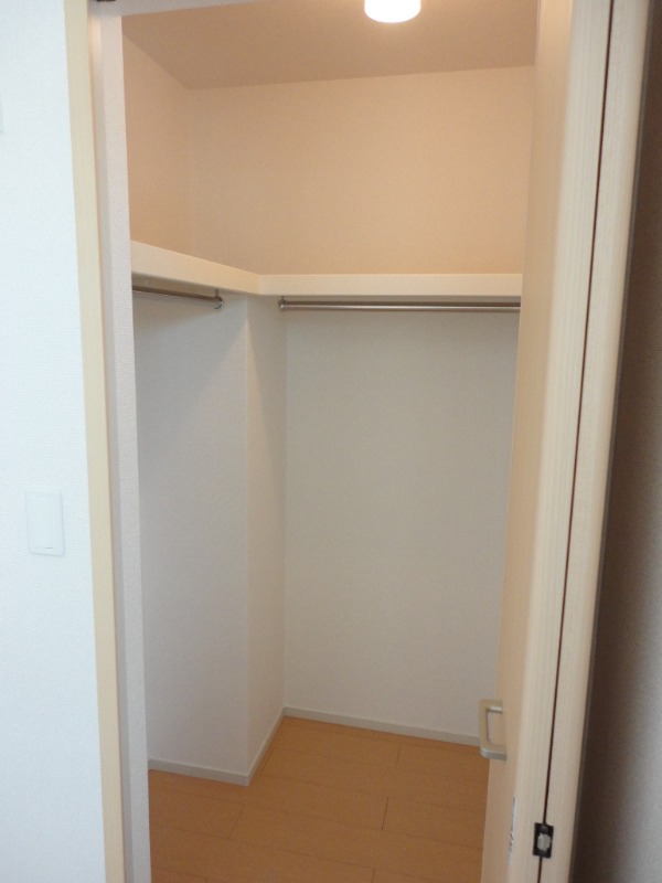 ��ʌ��������܎s����厚���m��̃A�p�[�g�̎��[