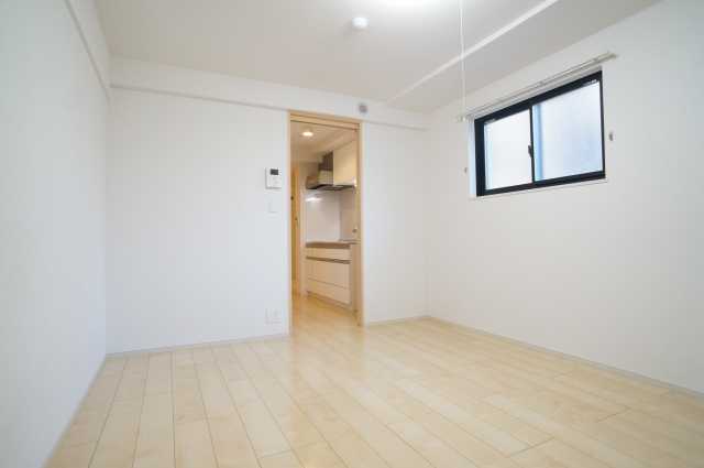 ��ʌ��������܎s��{��听���R���ڂ̃}���V�����̋��ԁE���r���O