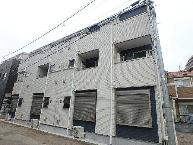 ��ʌ��������܎s��{��{���T���ڂ̃A�p�[�g�̌����O��