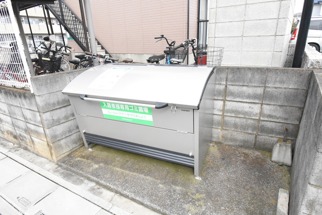 ��ʌ��������܎s������x�蒬�̃A�p�[�g�̂��̑�