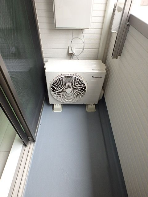 ��ʌ��������܎s��{��{���T���ڂ̃A�p�[�g�̃o���R�j�[