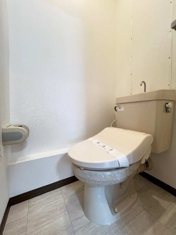 ��ʌ�����s�厚���s�g���̃A�p�[�g�̃g�C��