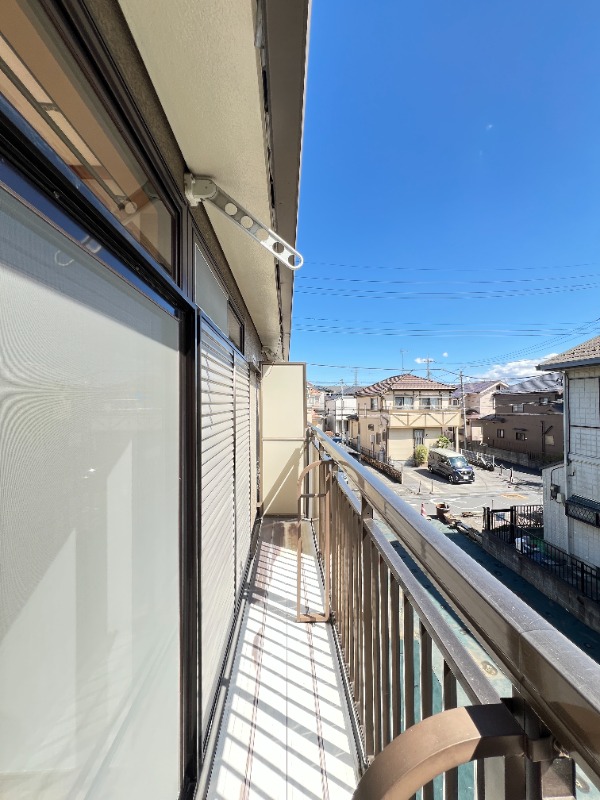 ��ʌ�����s�厚���s�g���̃A�p�[�g�̃o���R�j�[