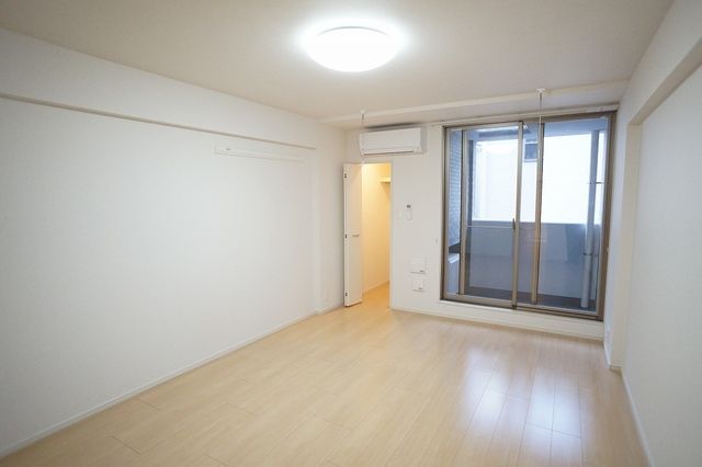 ��ʌ��������܎s�k�擌�听���P���ڂ̃}���V�����̋��ԁE���r���O