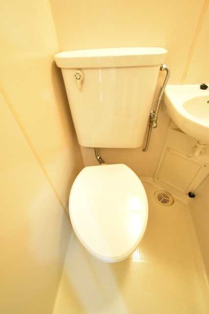 ��ʌ��������܎s�k����i���Q���ڂ̃A�p�[�g�̃g�C��