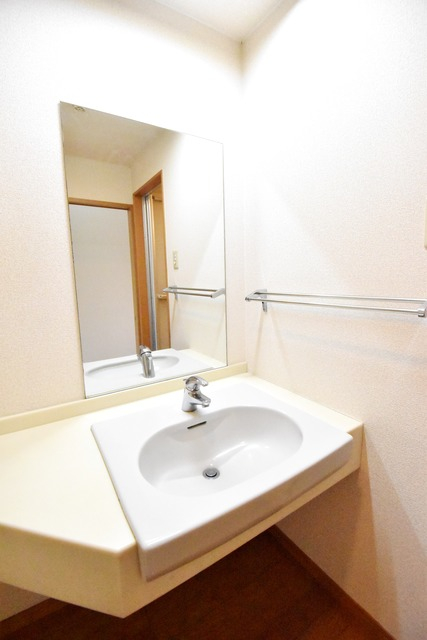 ��ʌ��������܎s�k�擌�听���P���ڂ̃}���V�����̐��ʏ�