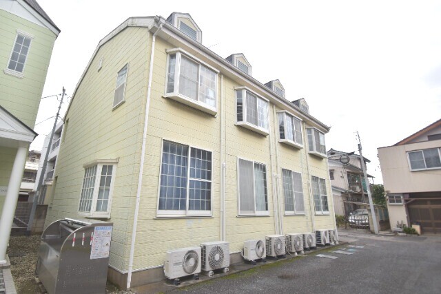 ��ʌ��������܎s��{���Ԓ��P����26�̃A�p�[�g�̌����O��