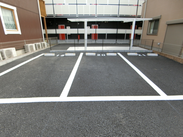 ��ʌ��������܎s������厚�쒆�ۂ̃A�p�[�g�̒��ԏ�