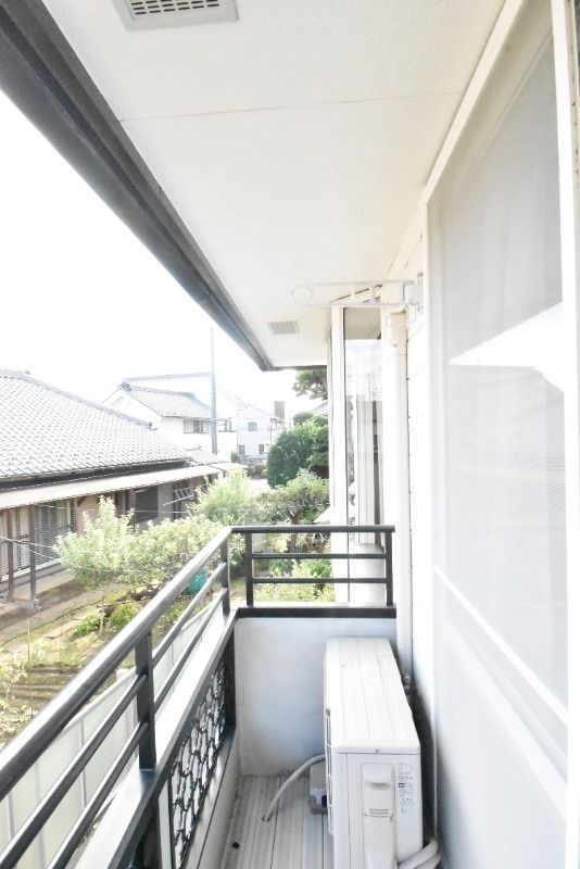 ��ʌ��������܎s��{��k�ܒ��Q���ڂ̃A�p�[�g�̃o���R�j�[