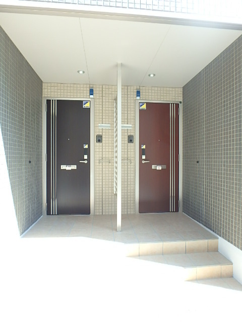 ��ʌ��������܎s�k��听���S���ڂ̃A�p�[�g�̃G���g�����X