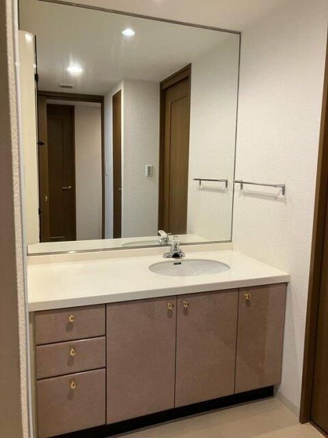 ��ʌ��z�J�s��z�J�Q���ڂ̃}���V�����̐��ʏ�