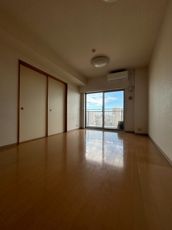 ��ʌ��������܎s������㗎���V���ڂ̃}���V�����̋����E���r���O