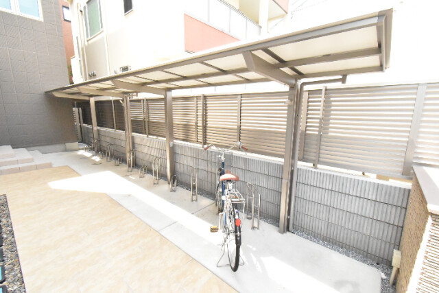 ��ʌ��n�s�쒬�R���ڂ̃}���V�����̂��̑�