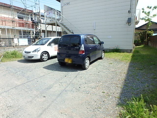 ��ʌ��������܎s������厚�쒆��̃A�p�[�g�̒��ԏ�