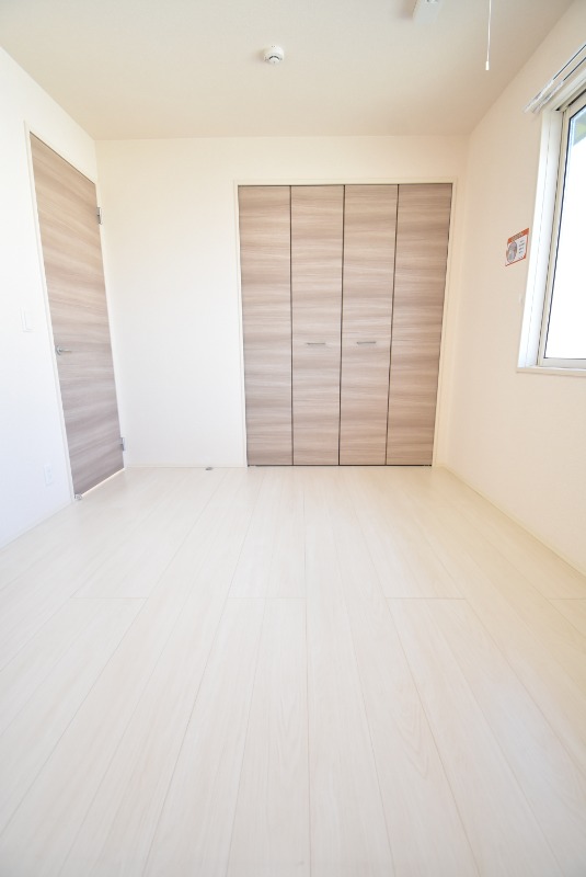 ��ʌ��������܎s�΋�厚�O���̃A�p�[�g�̂��̑������E�X�y�[�X