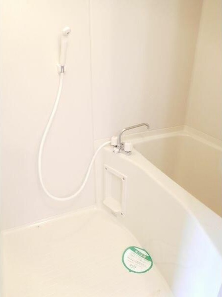 ��ʌ��������܎s��掭��܂T���ڂ̃A�p�[�g�̃o�X