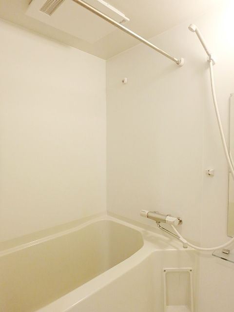 ��ʌ��������܎s��{�撇���R���ڂ̃}���V�����̃o�X