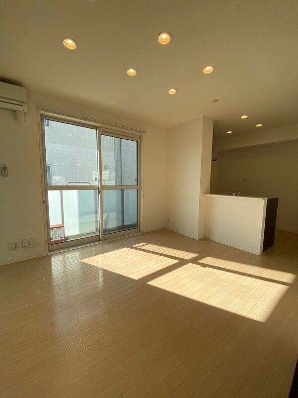 ��ʌ��������܎s�����扺�����S���ڂ̃A�p�[�g�̋��ԁE���r���O