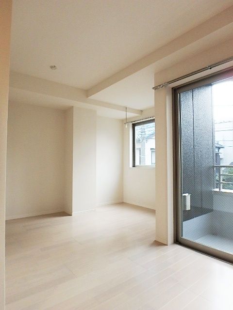 ��ʌ��������܎s��{�撇���R���ڂ̃}���V�����̂��̑������E�X�y�[�X