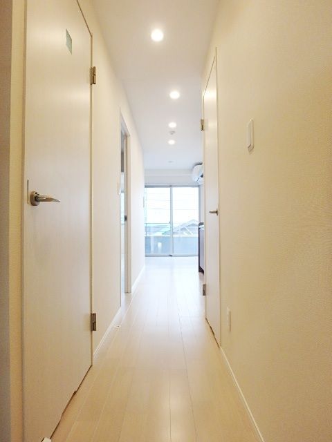 ��ʌ��������܎s��{�撇���R���ڂ̃}���V�����̌���