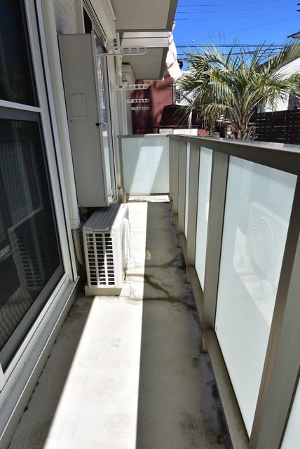 ��ʌ��������܎s�����扺�����S���ڂ̃A�p�[�g�̃o���R�j�[