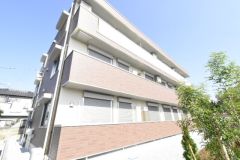 ��ʌ��������܎s����O���U����1585-1�̃A�p�[�g�̌����O��