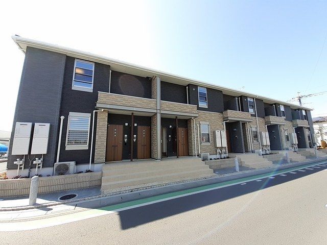 ��ʌ��������܎s��΋�厚�\������597-1�̃A�p�[�g�̌����O��