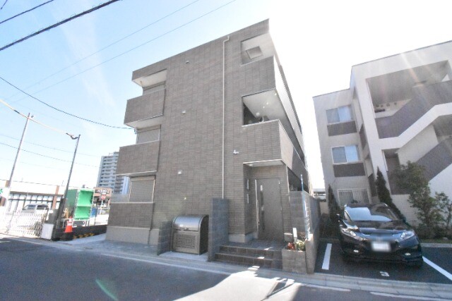 ��ʌ��������܎s�΋�����R����8-25�̃}���V�����̌����O��