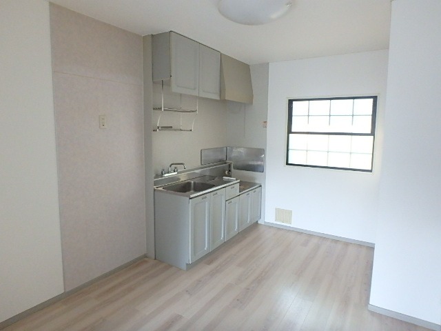 ��ʌ��������܎s�������a�c���P���ڂ̃A�p�[�g�̋��ԁE���r���O